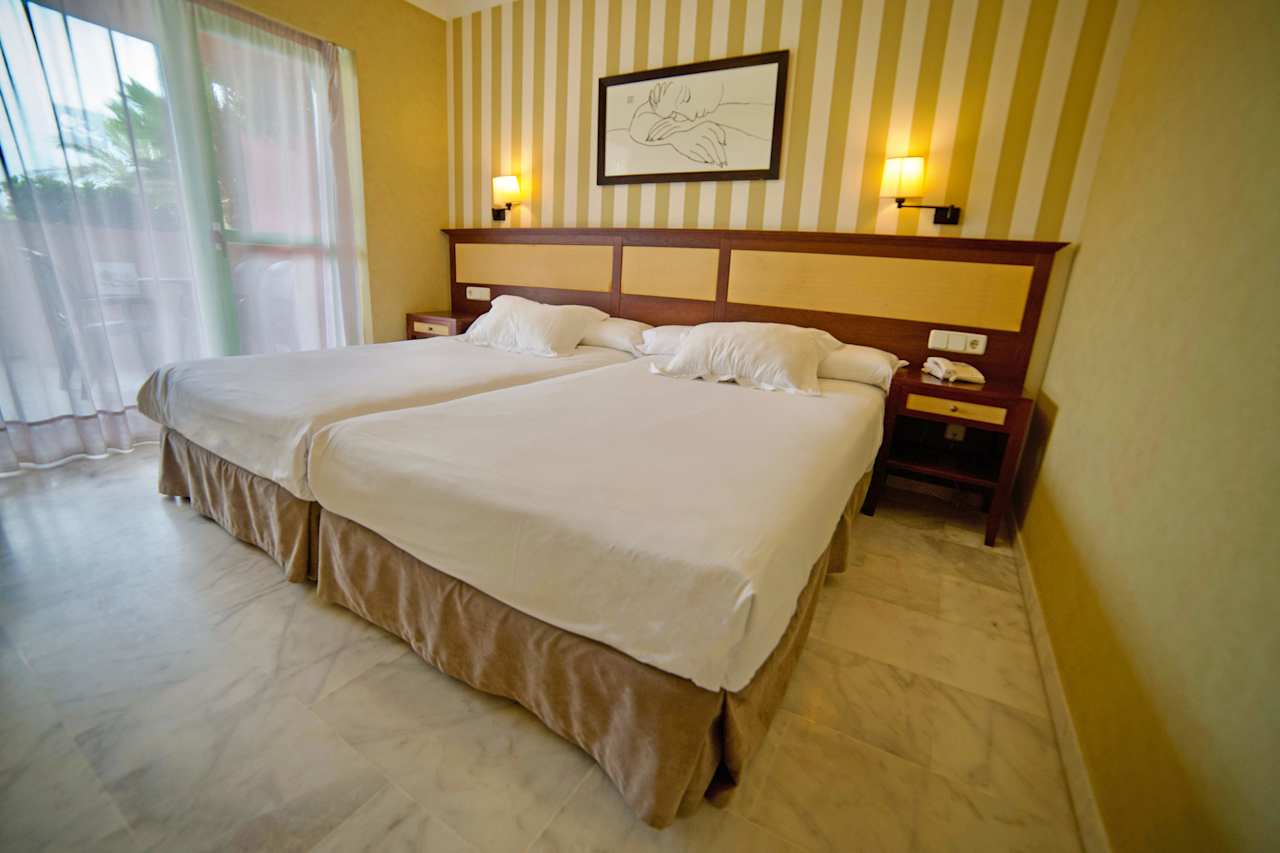 Billede av hotellet Holiday World Riwo Hotel - nummer 1 af 100