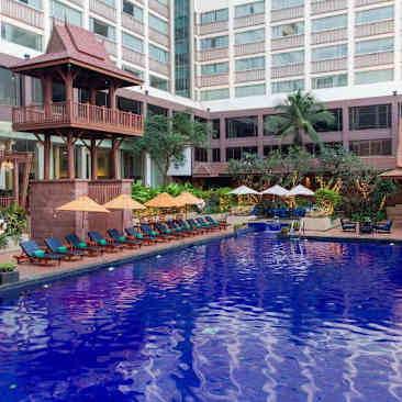 Ramada Plaza by Wyndham Bangkok Menam Riverside