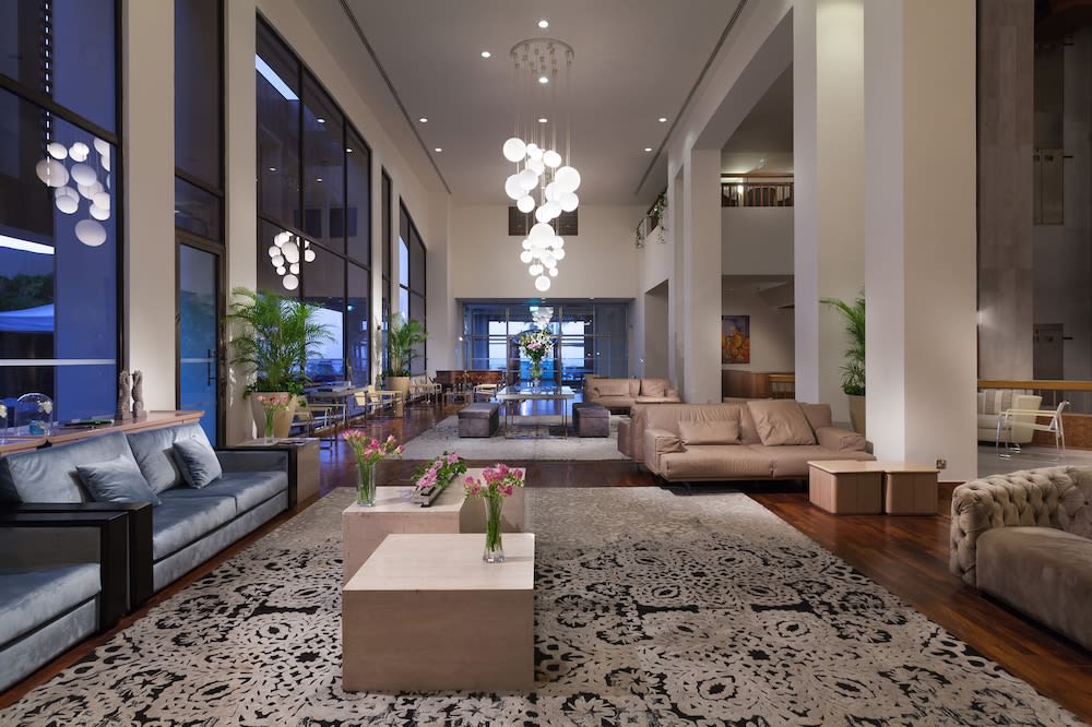 Lounge i lobbyen