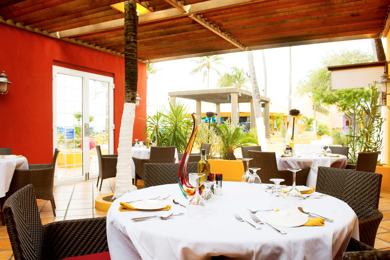 A la carte-restauranten Paparazzi på nabohotellet Tamarijn Aruba All Inclusive