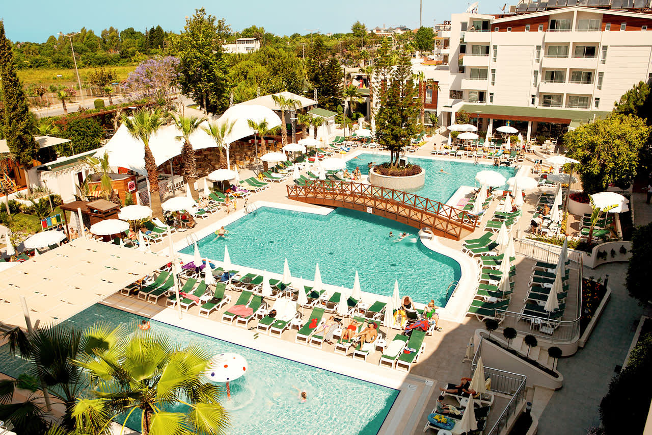 Side Resort fine poolområde