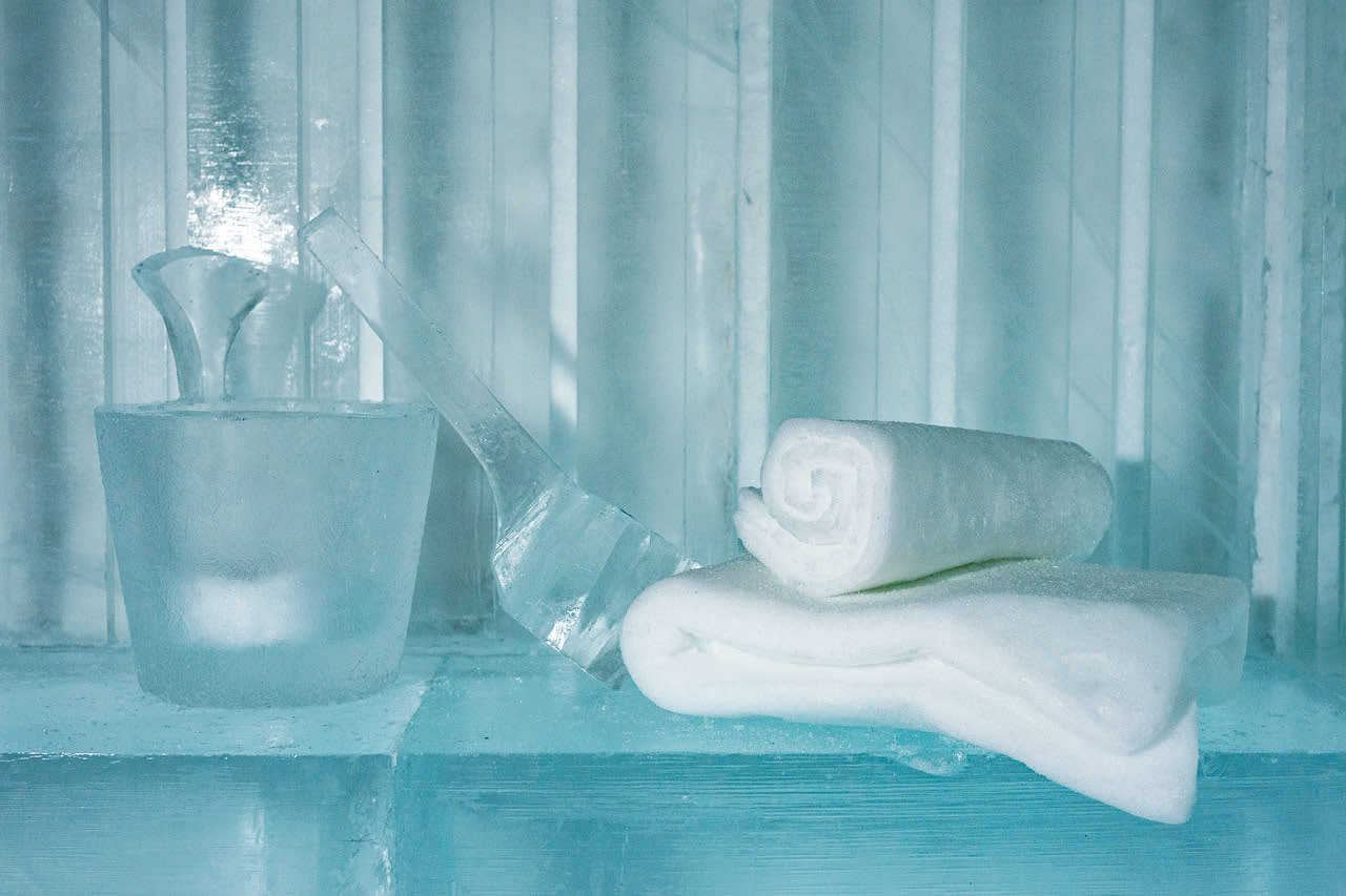 Kunstsuite Sauna. Design af Luca Roncoroni. Icehotel 365. Foto af Asaf Kliger.