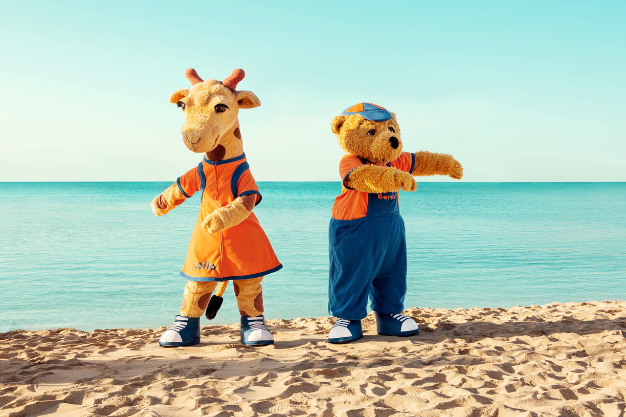 Lollo & Bernie danser på stranden