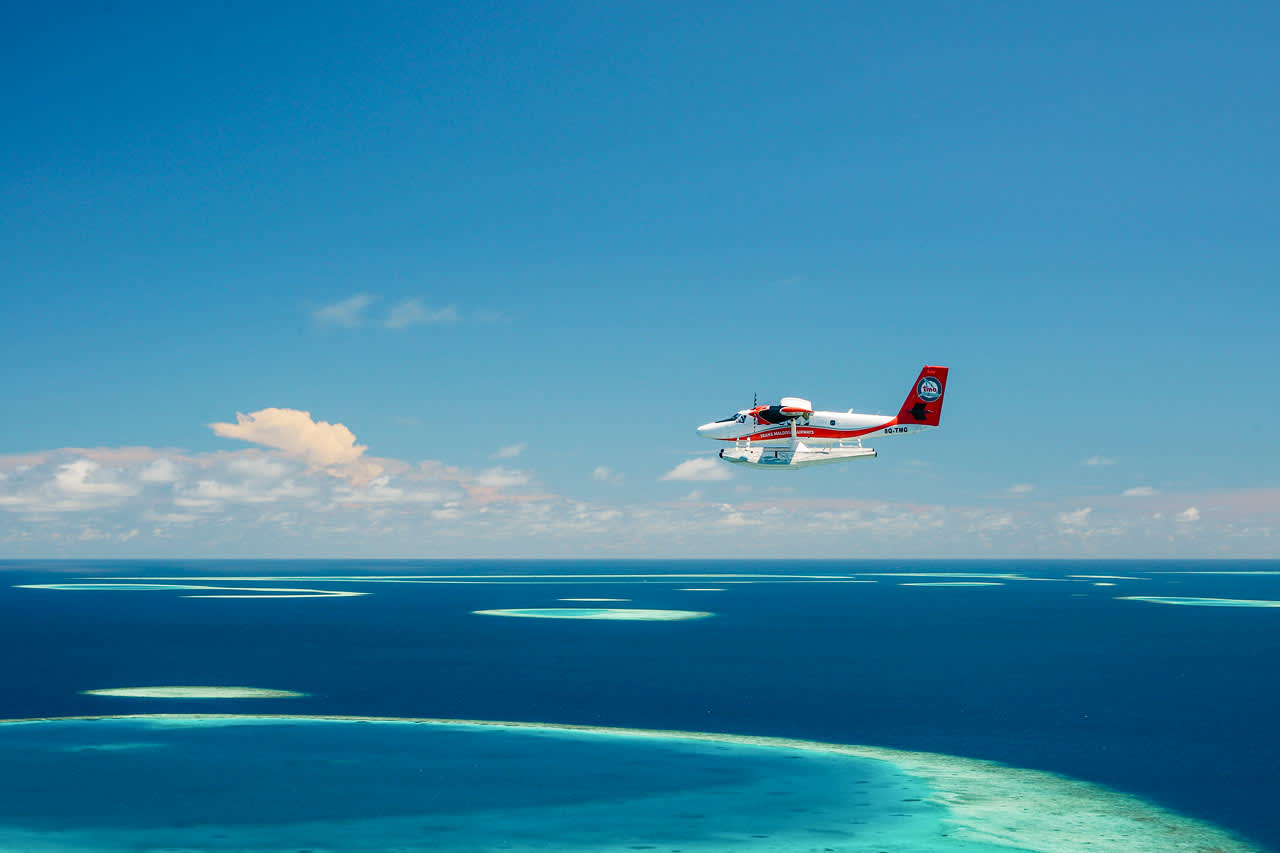Transfer til Kagi Maldives Spa Island foregår med vandfly eller speedbåd
