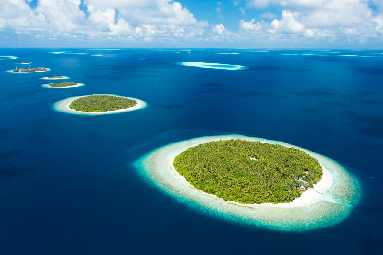 Baa-atollerne, hvor hotellet ligger