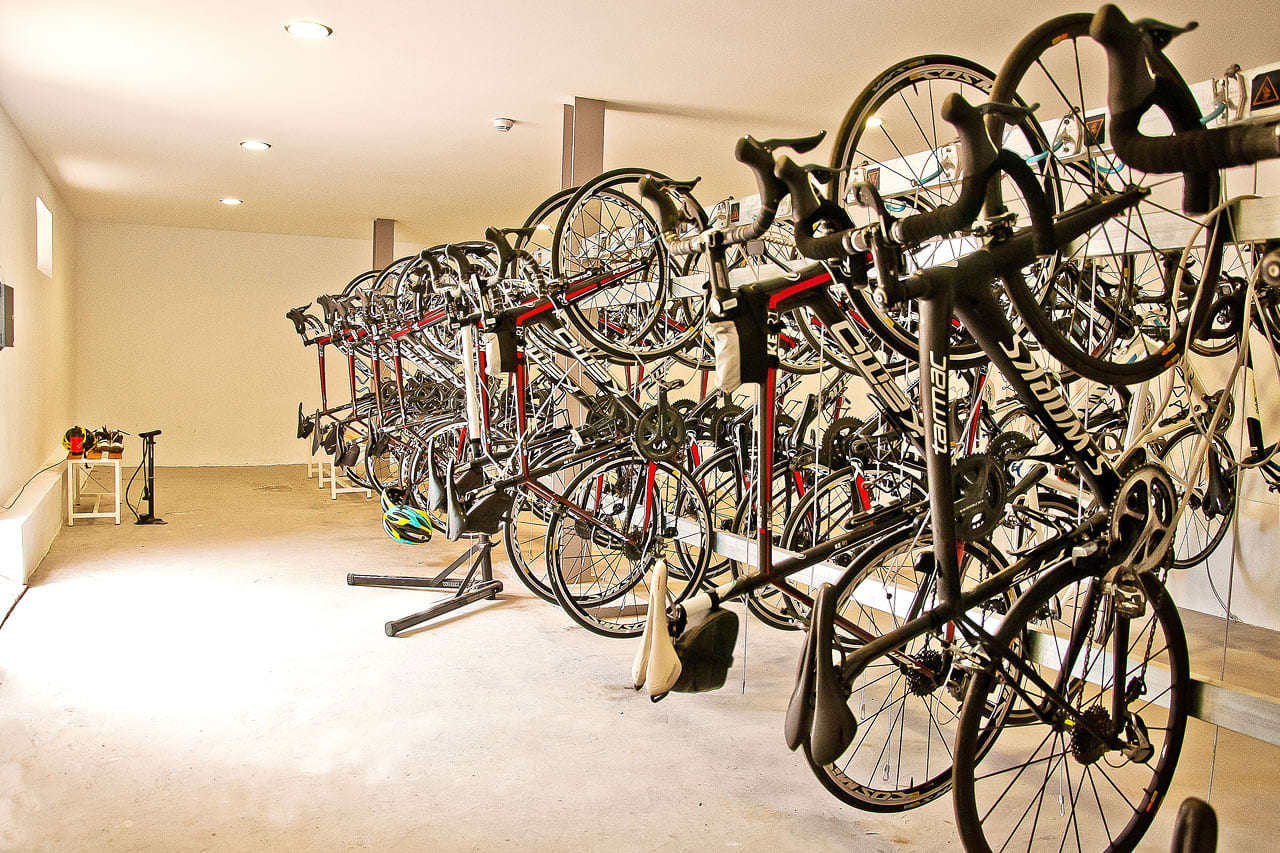 Hotellet har en cykelgarage