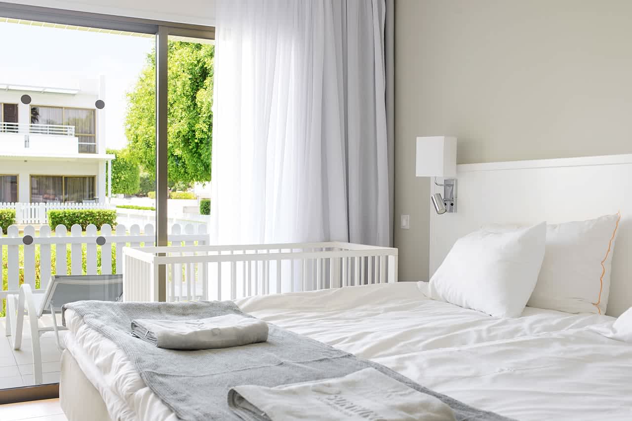 2-værelses Happy Baby-lejlighed med indhegnet terrasse