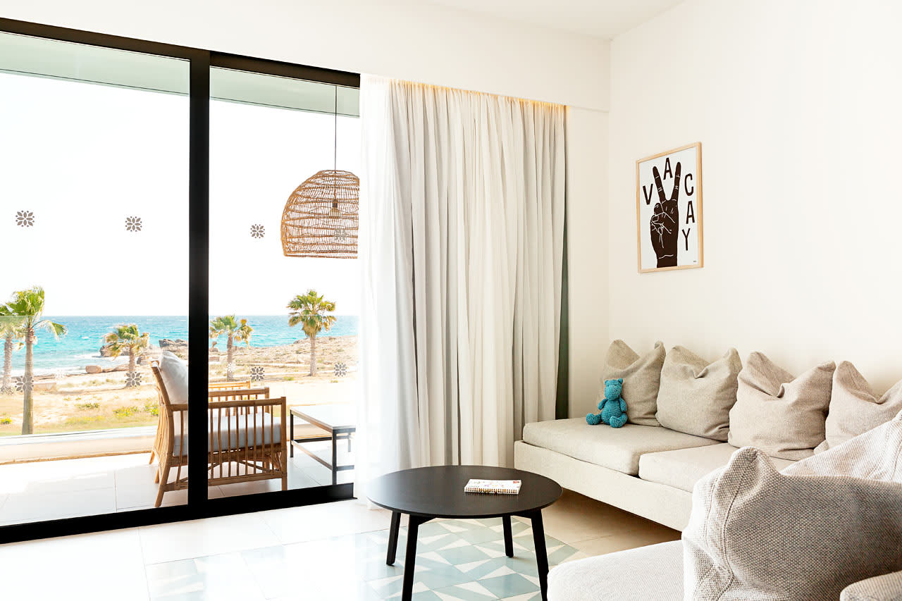 2-værelses Club Suite med balkon med havudsigt nærmest havet