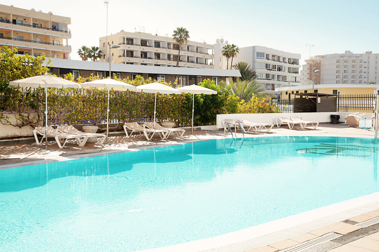 Hotellets gæster er også velkomne til at benytte pool og børnepool på nabohotellet Dorotea