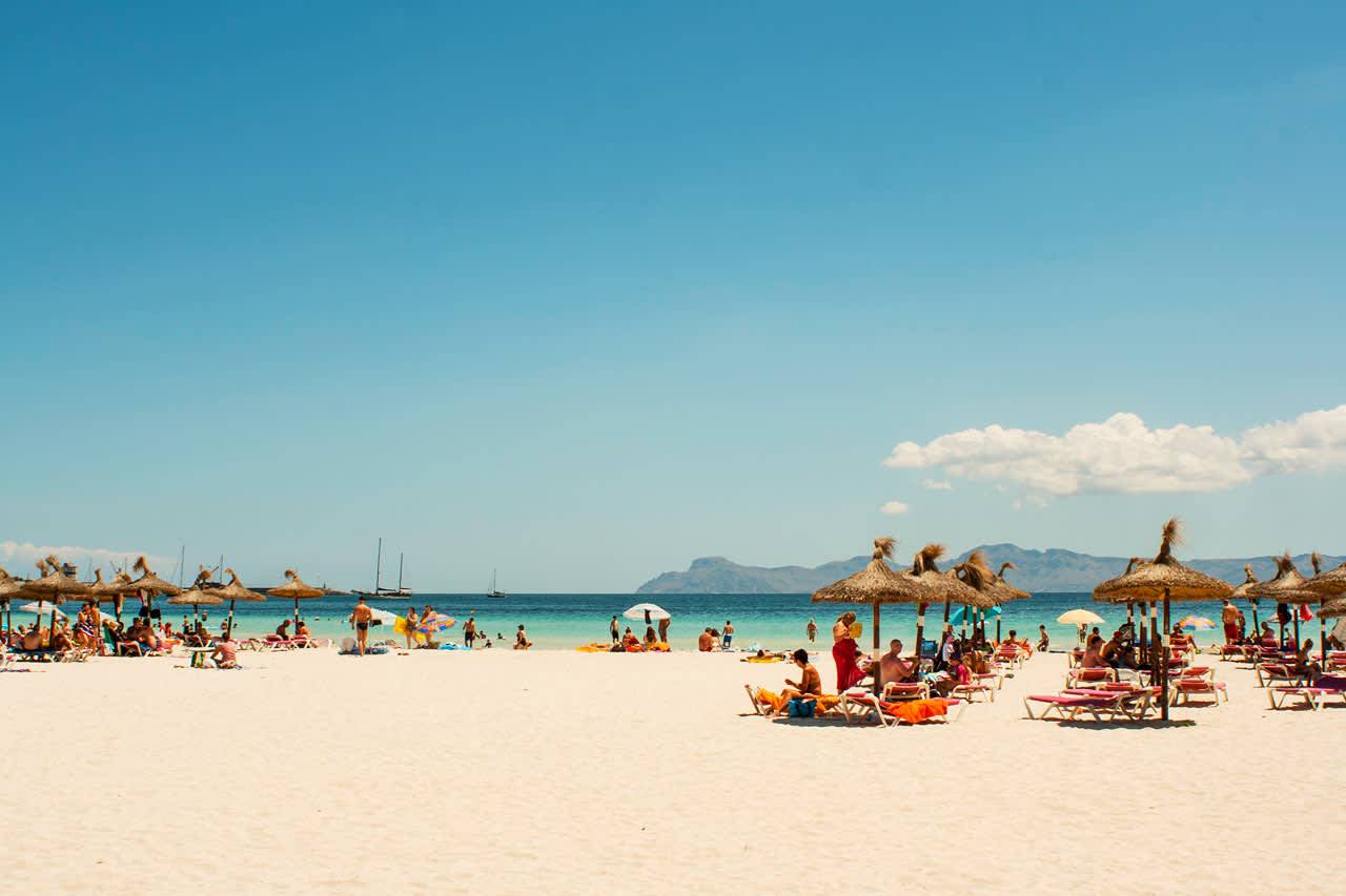 Playa de Alcudia ligger ca. 450 meter fra hotellet