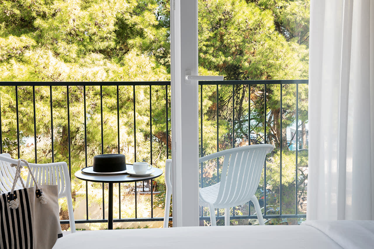2-værelses lejlighed med balkon mod haven i Noa Roko