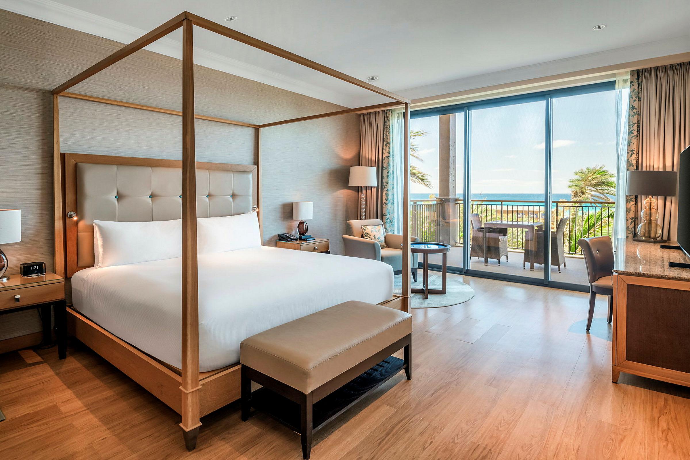 Suite med to rum og havudsigt