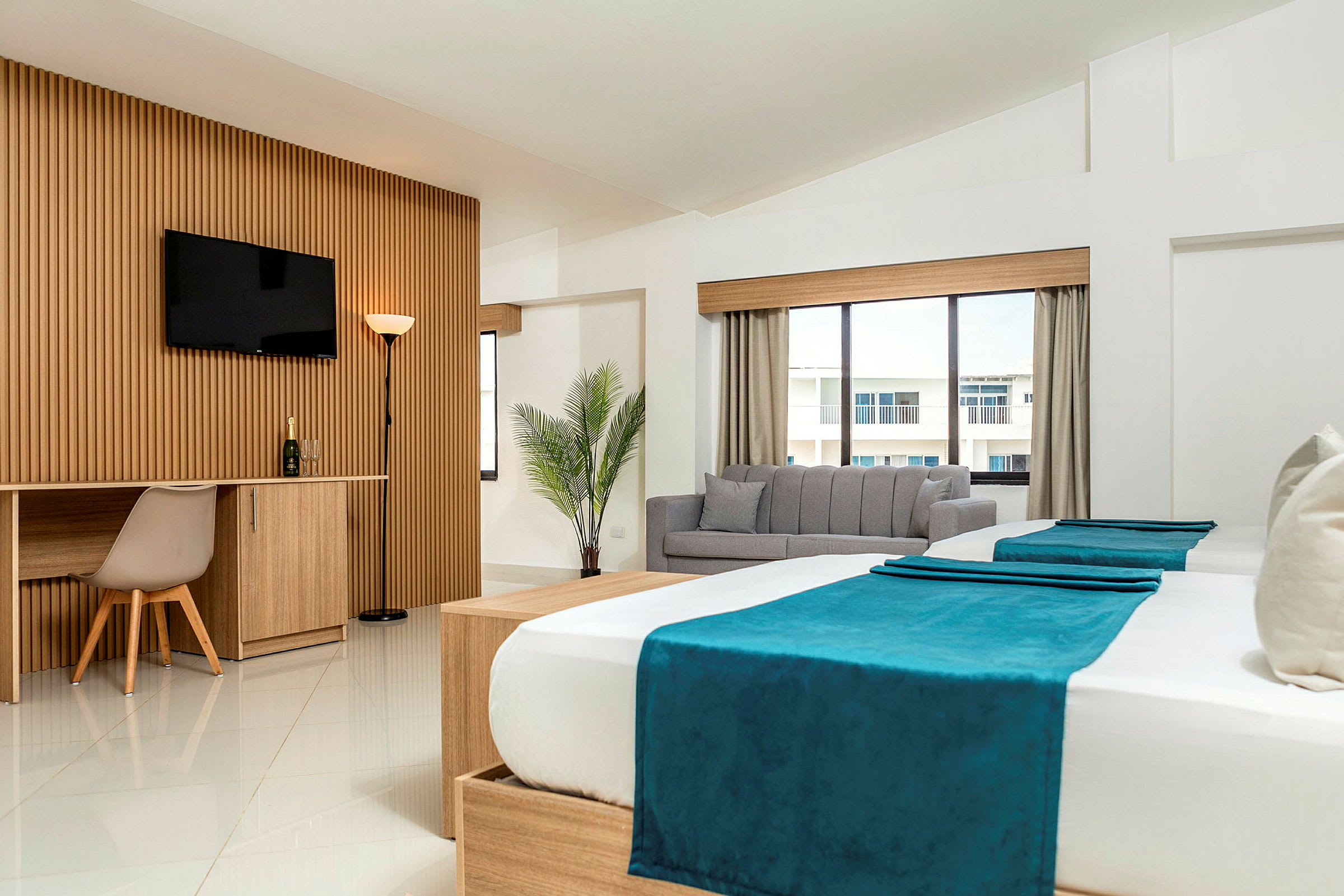 Juniorsuite mod omgivelserne