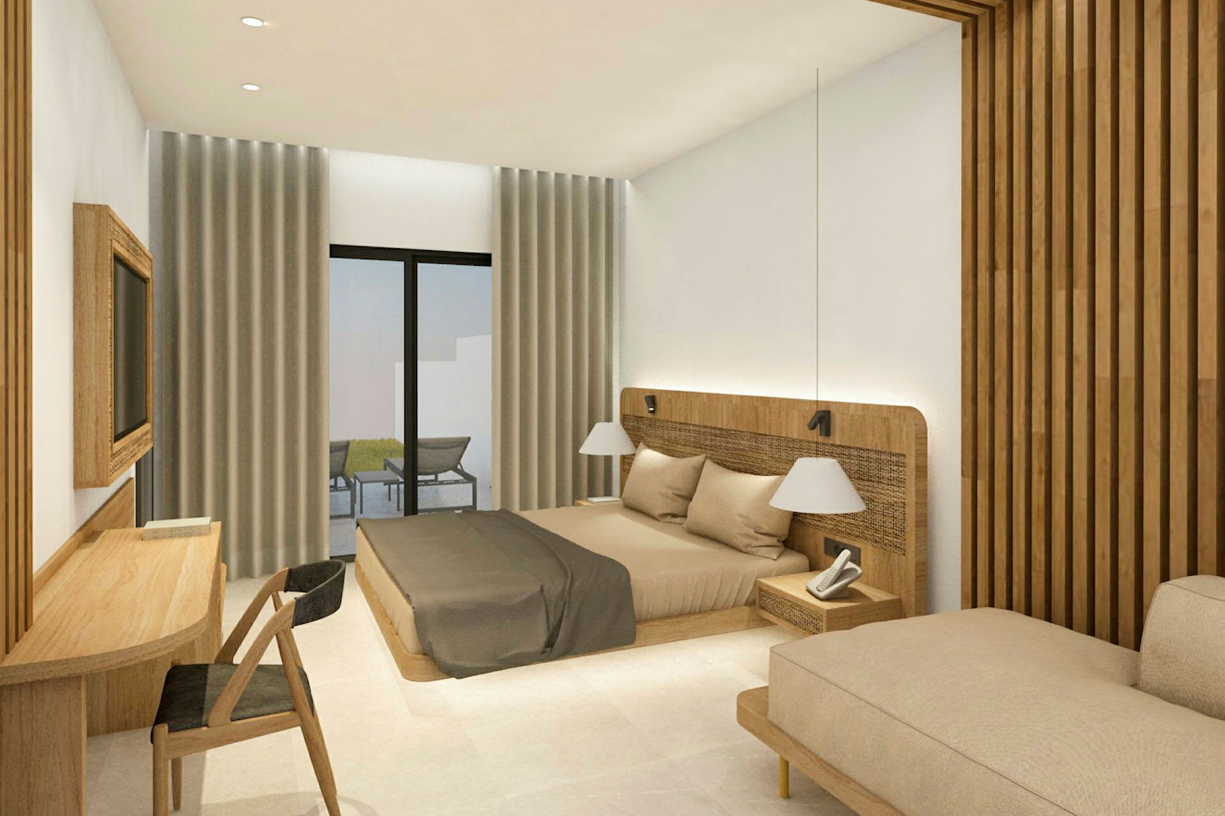 Et hotelværelse med moderne indretning, en dobbeltseng, skrivebord og sofa. Store vinduer med gardiner og udsigt til en terrasse. (AI-genereret tekst)