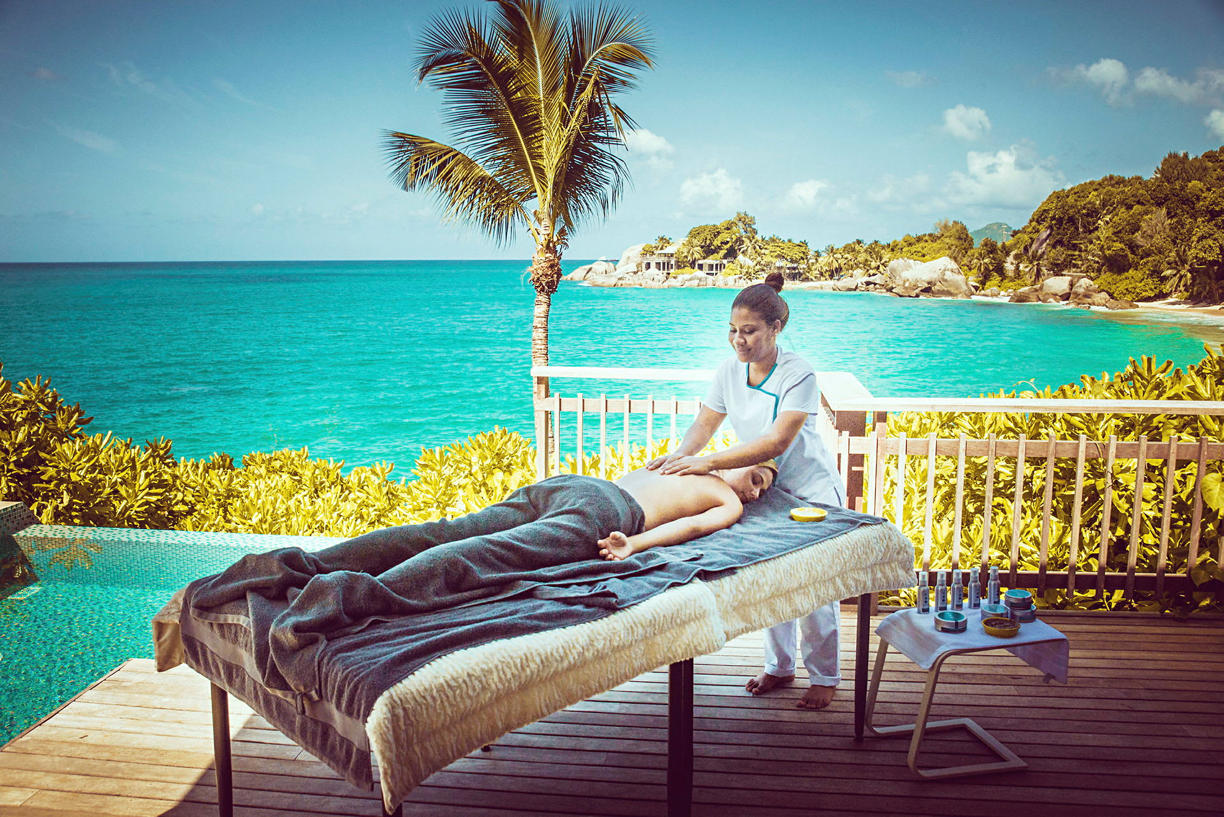 Massage ved havet. (AI-genereret tekst)