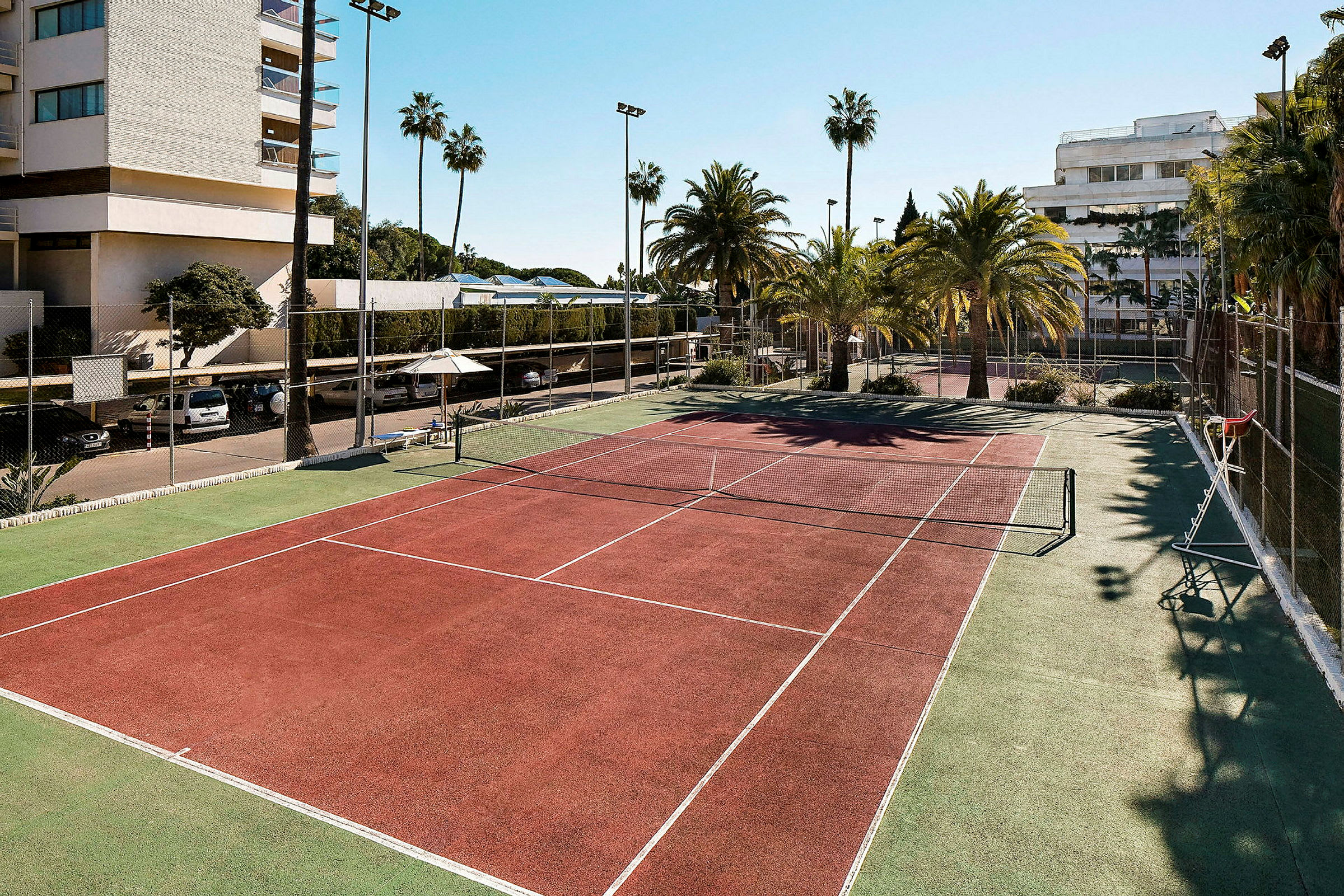 Hotellets tennisbane