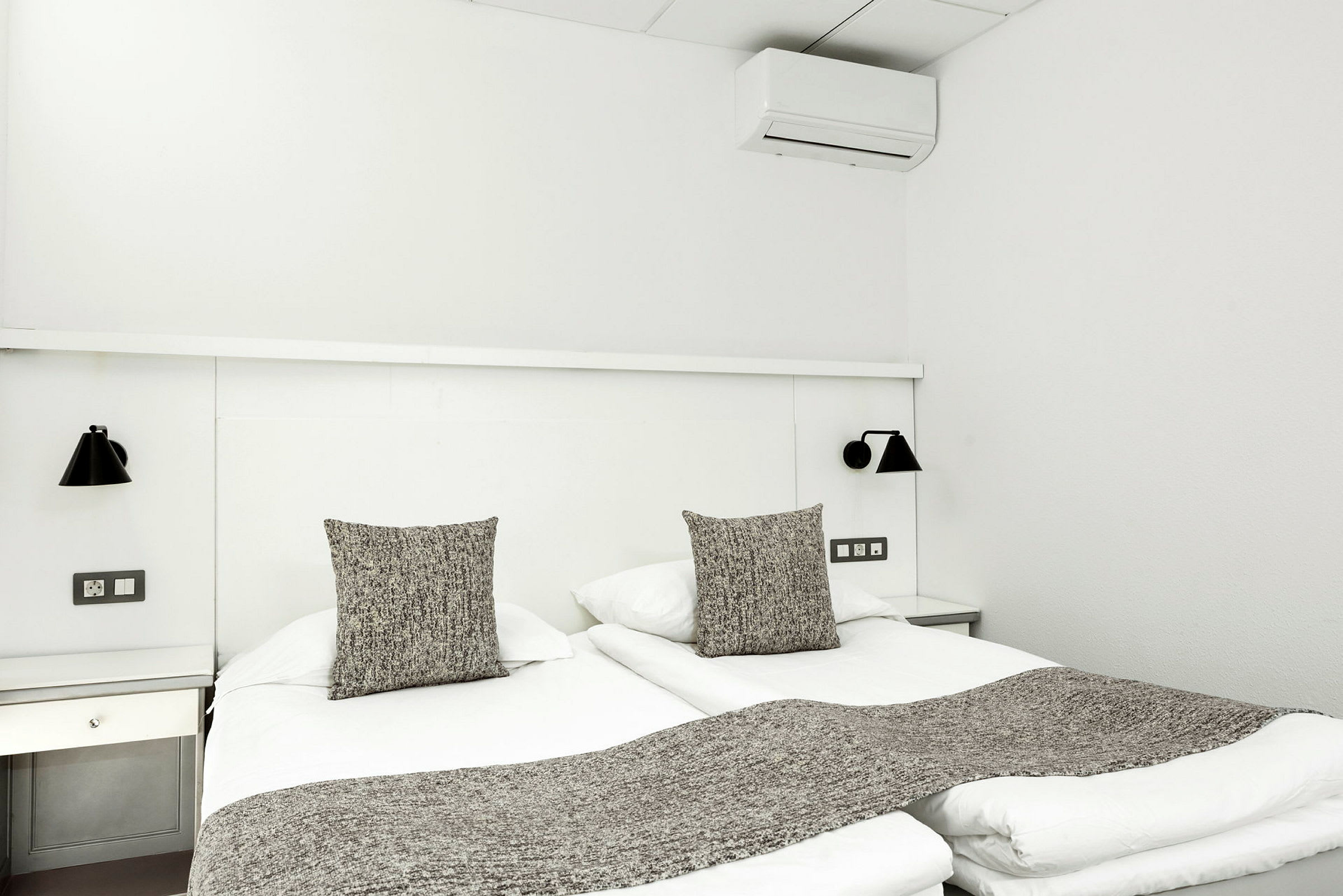 2-værelses lejlighed premium under stueplan med terrasse / 2-værelses lejlighed premium med begrænset havudsigt / 2-værelses lejlighed premium med havudsigt / 2-værelses lejlighed premium på de øvre etager med havudsigt