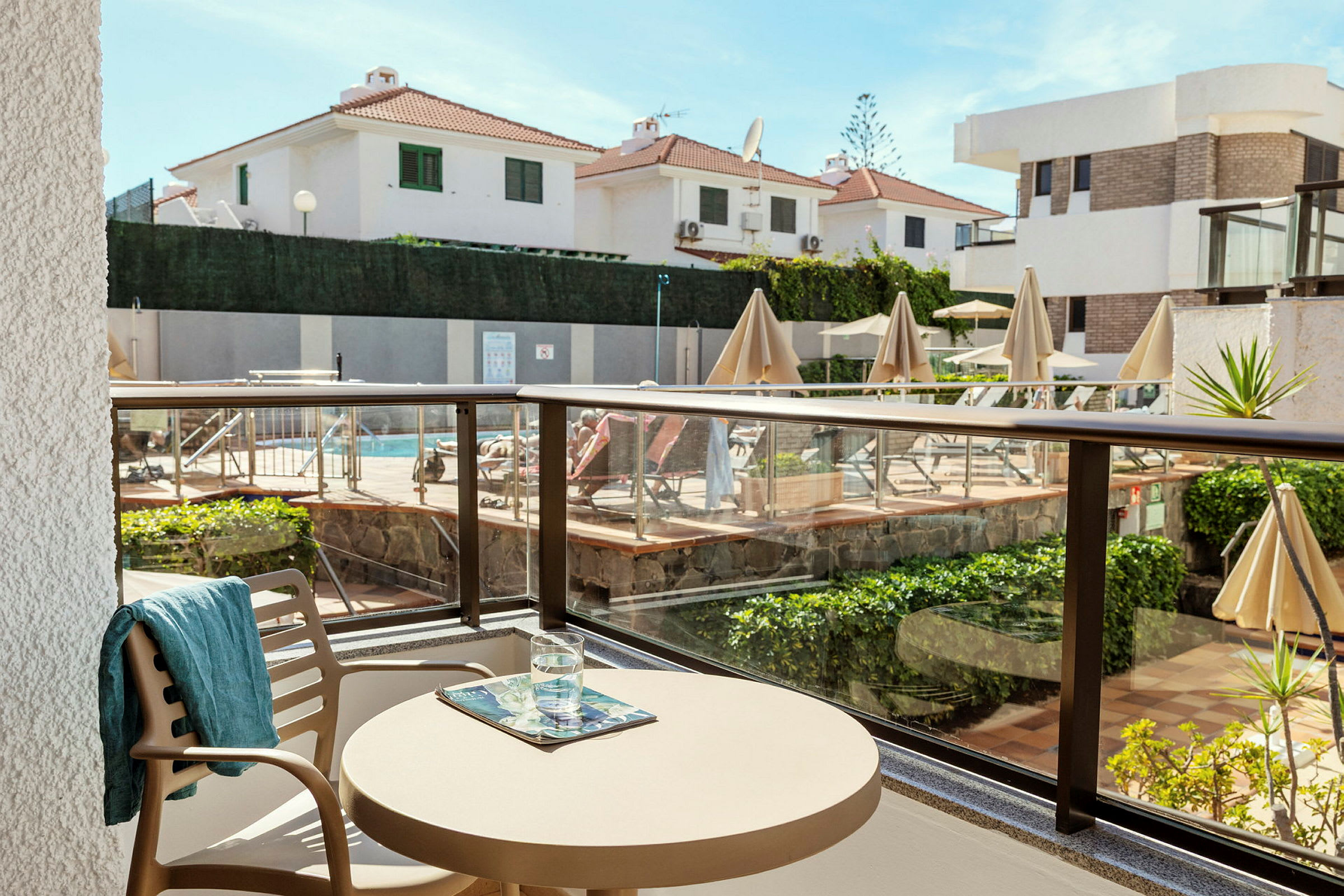 2-værelses lejlighed med balkon mod poolområdet