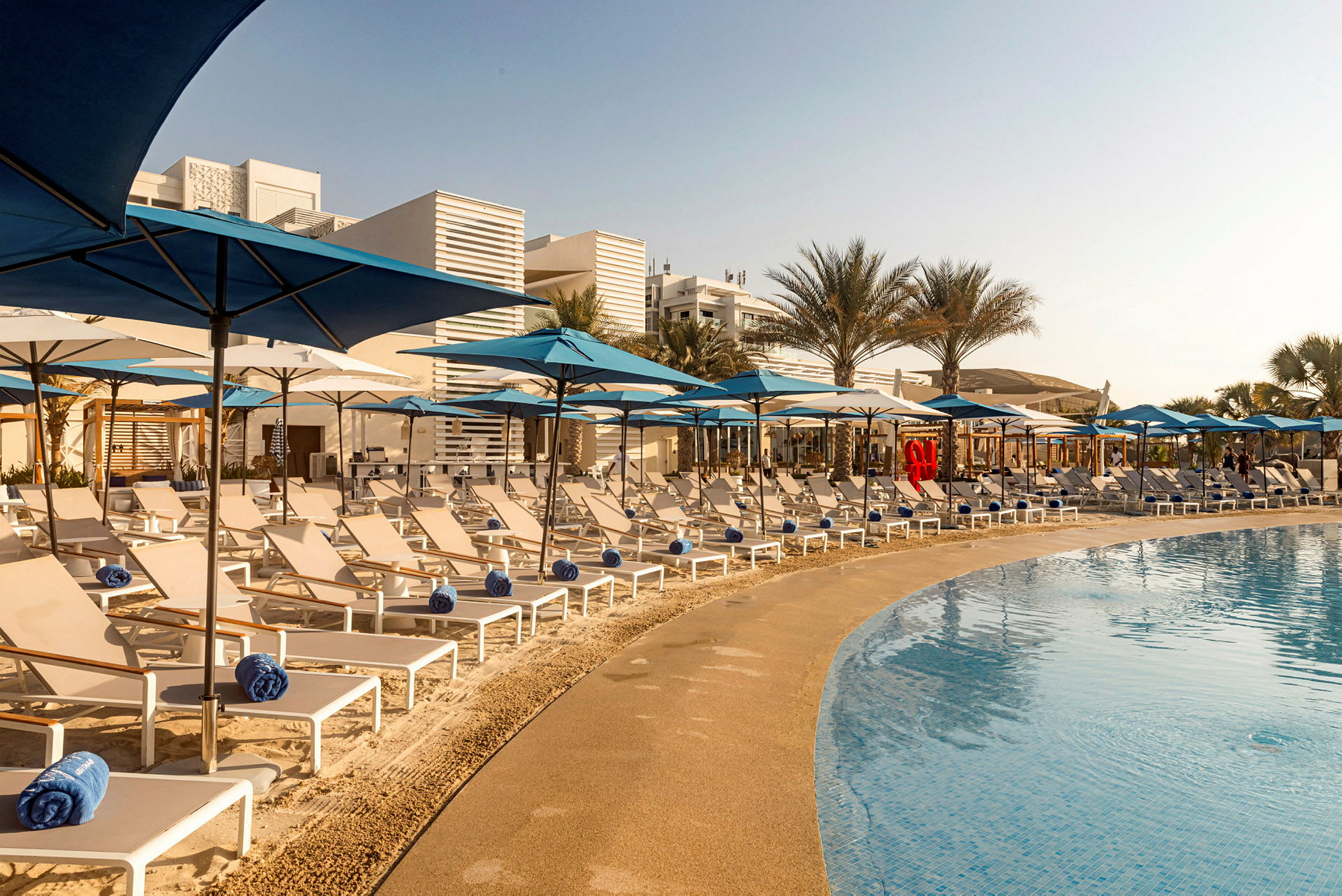 Beach Club Café Del Mar