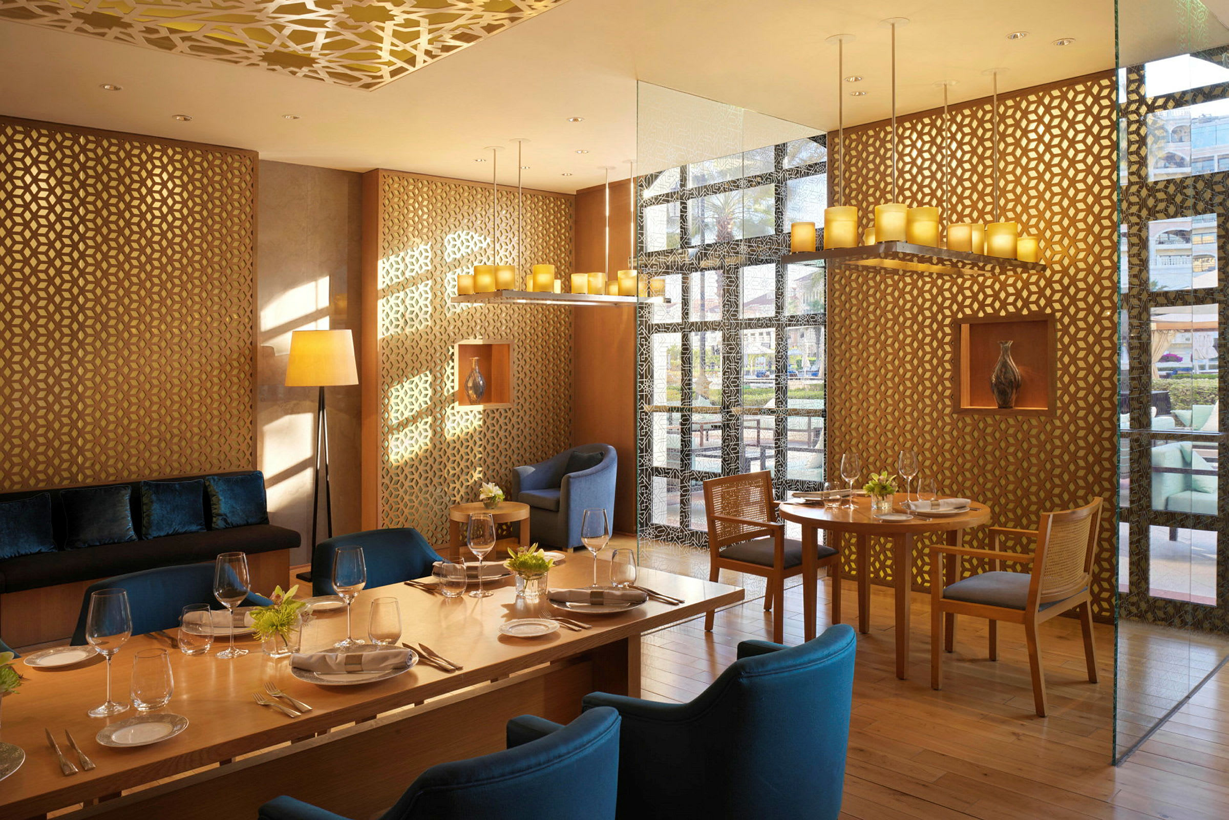 A la carte-restaurant med retter fra Mellemøsten