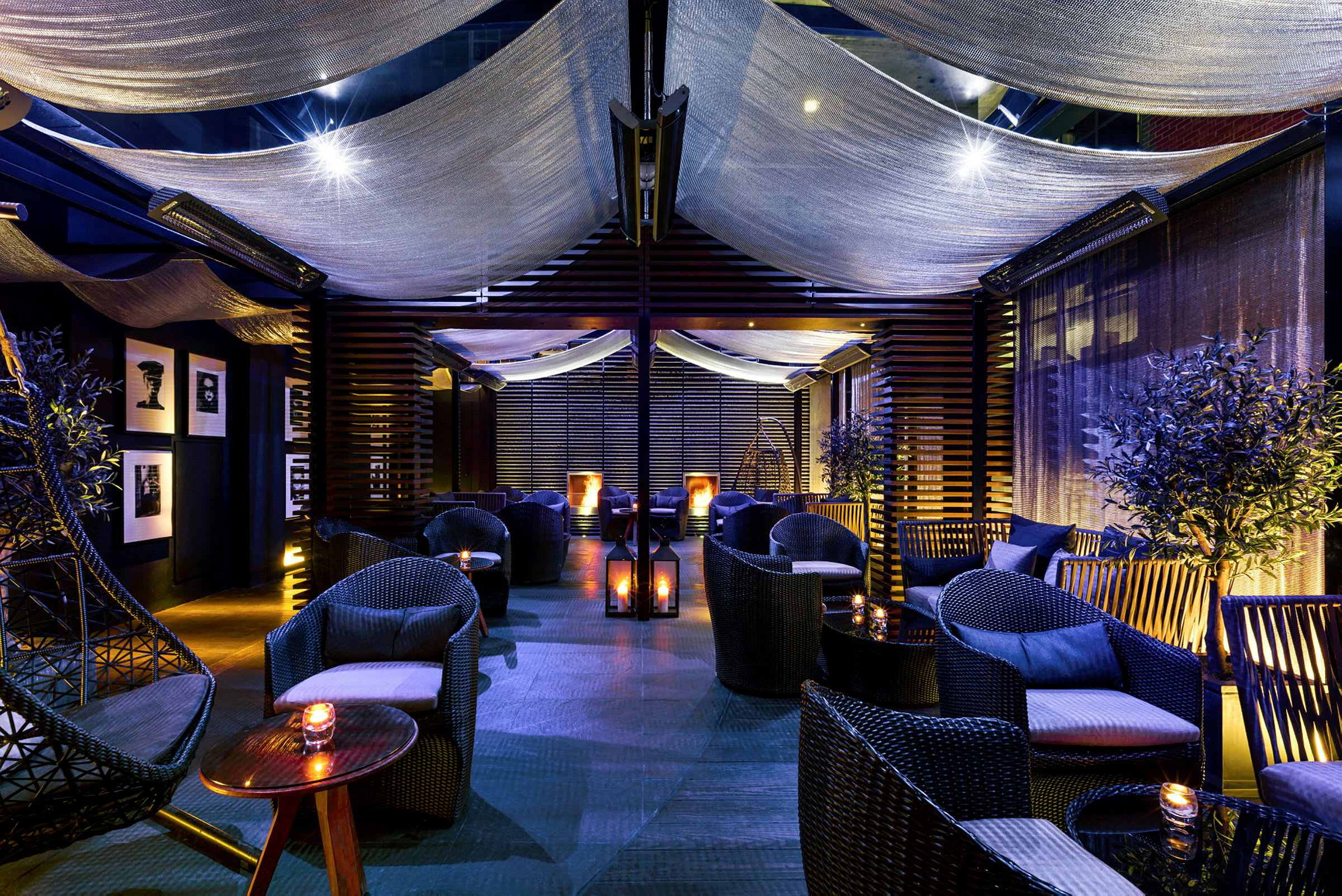 Hotellets hyggelige terrasse
