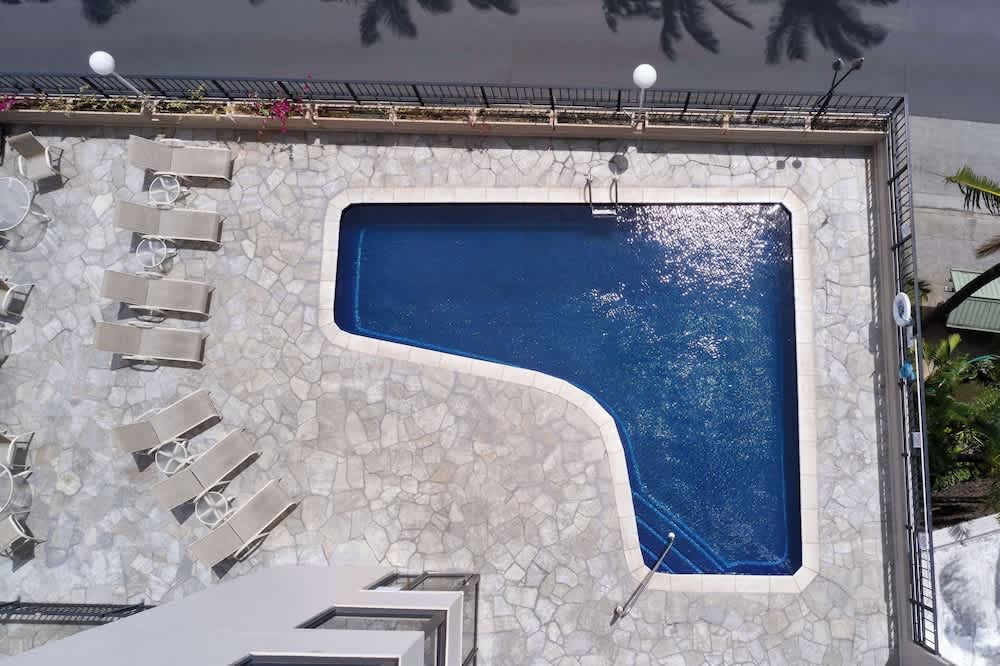 Udendørs pool