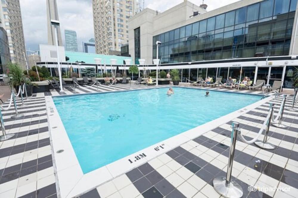 Udendørs pool