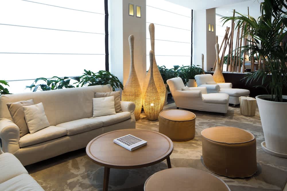 Lounge i lobbyen