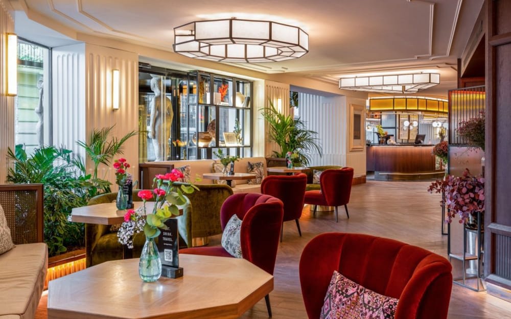 Siddeområde i lobbyen