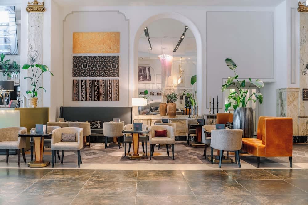 Siddeområde i lobbyen