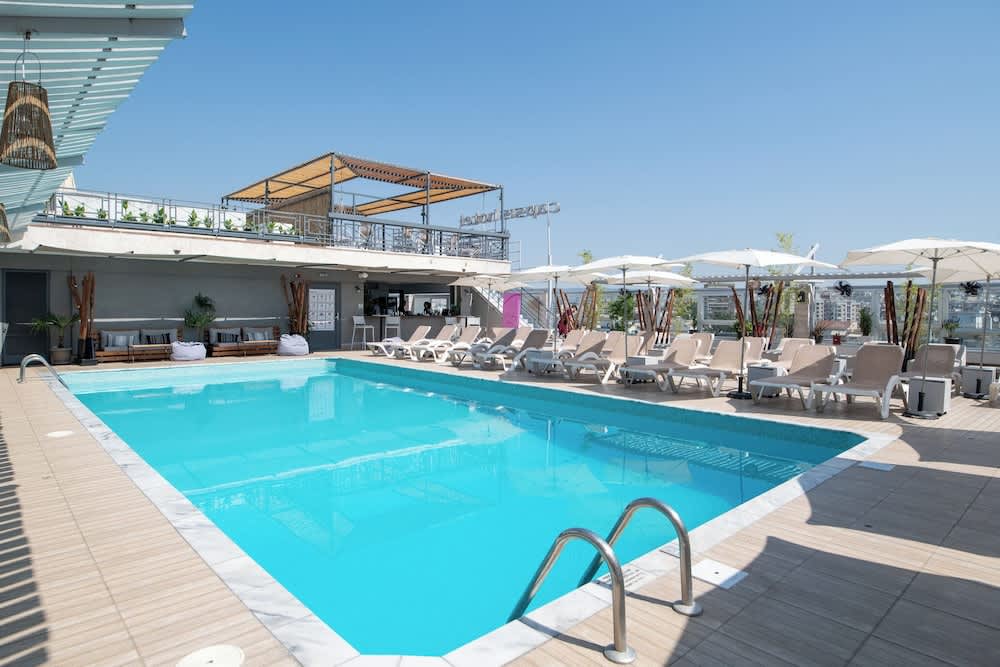 Pool på taget