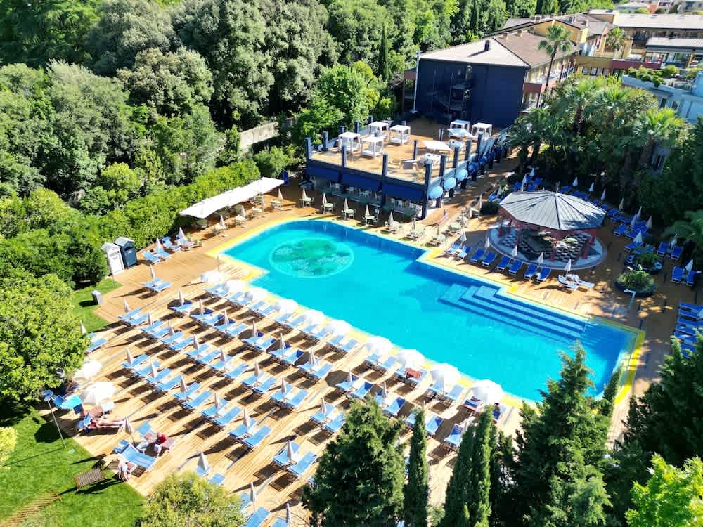 Udendørs pool