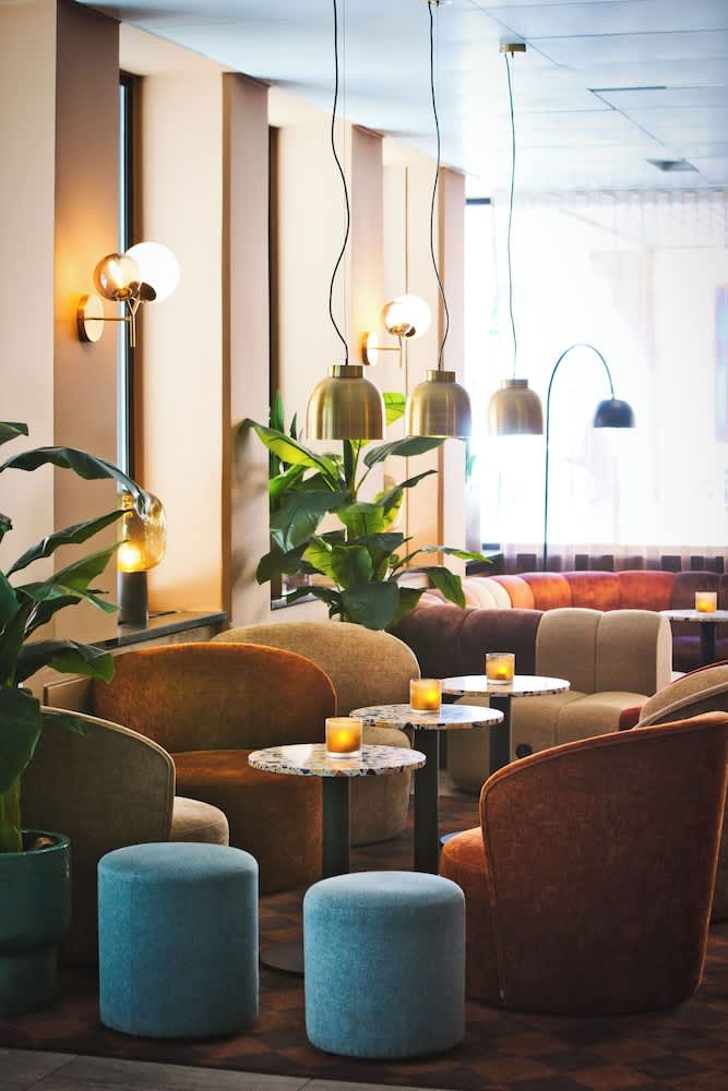 Siddeområde i lobbyen