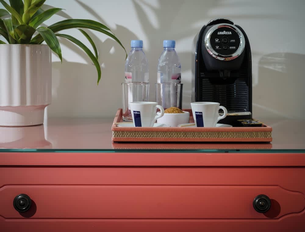 Kaffe og/eller kaffemaskine