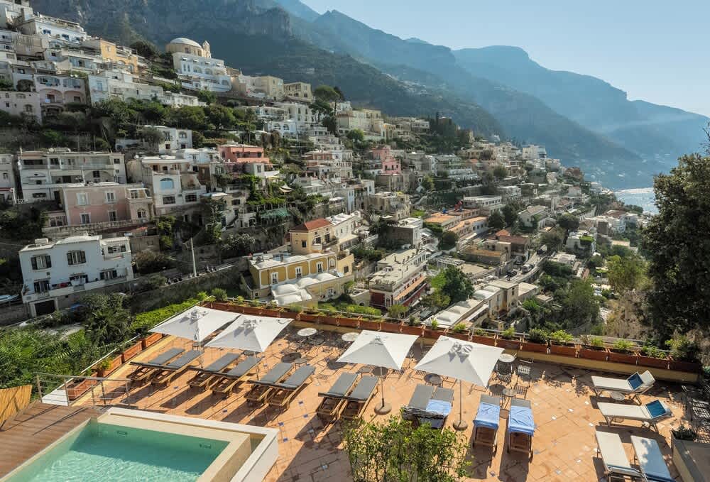 Infinity-pool