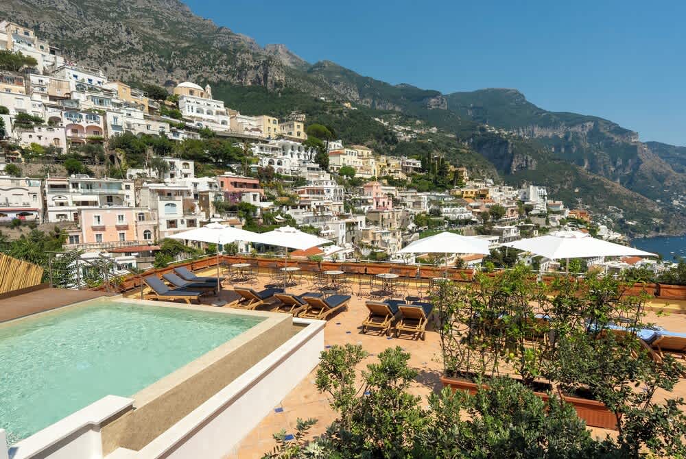 Infinity-pool