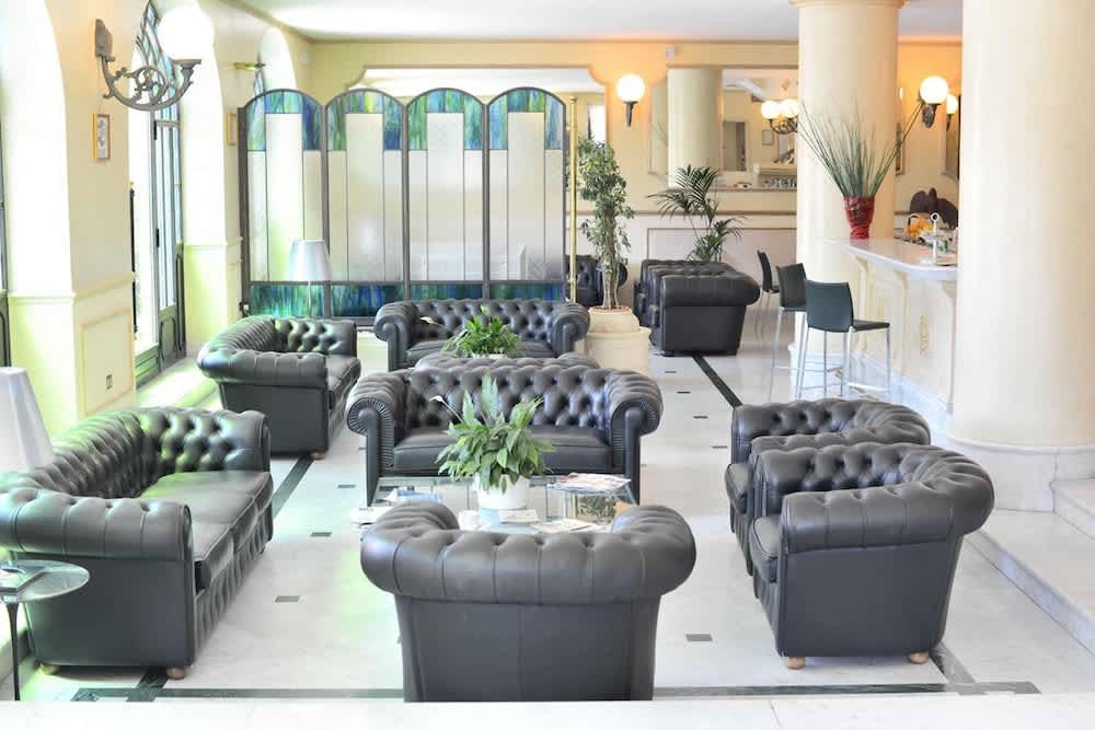 Lounge i lobbyen