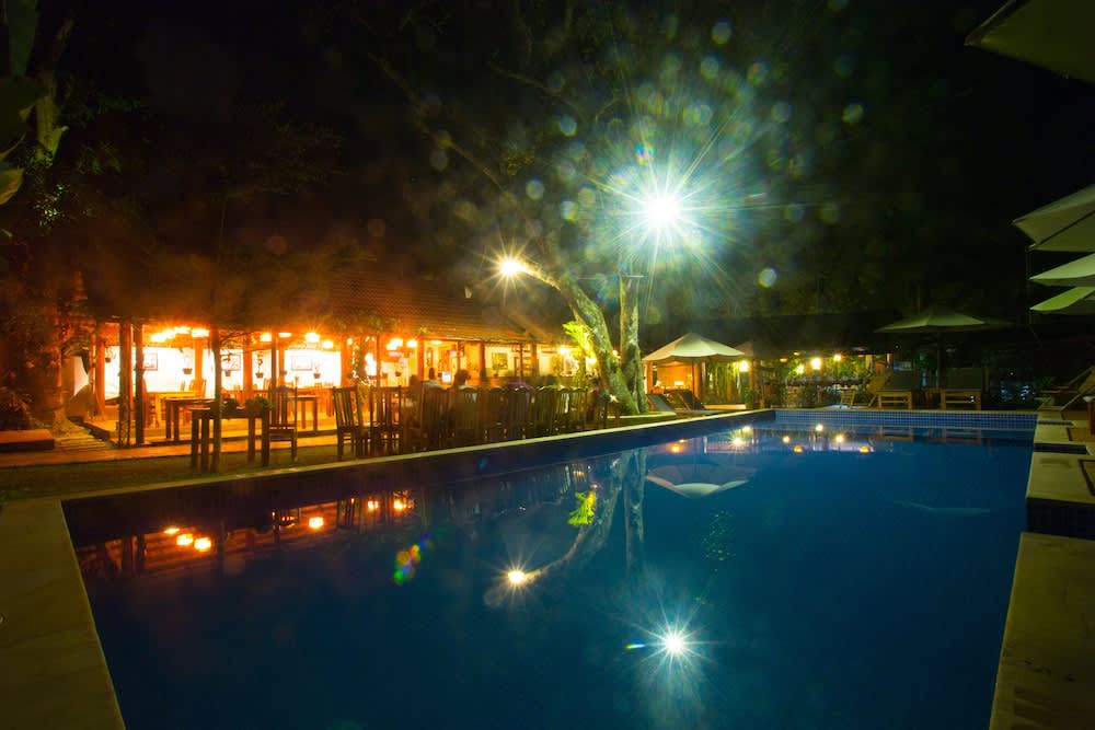 Udendørs pool