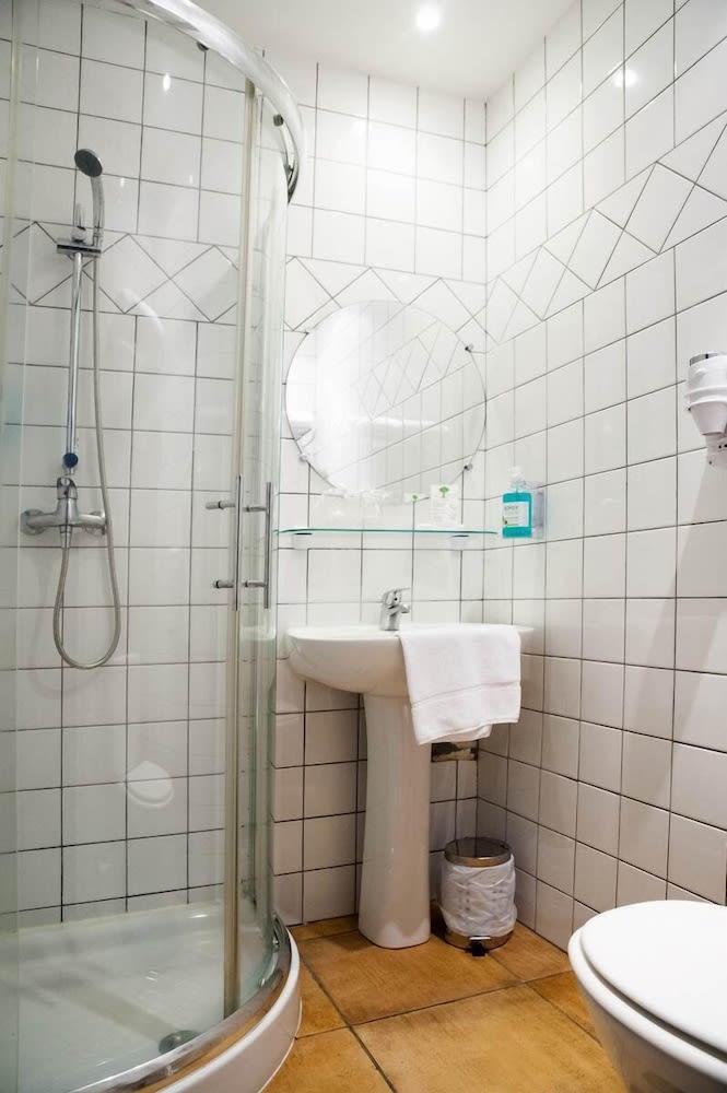 Bruser på badeværelset