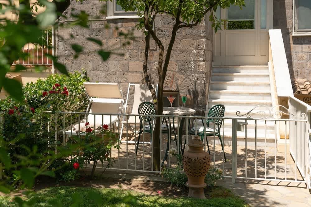 Terrasse/gårdhave