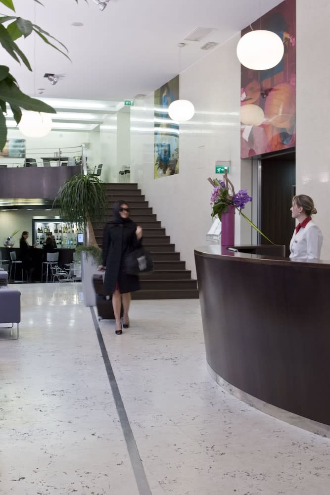 Siddeområde i lobbyen