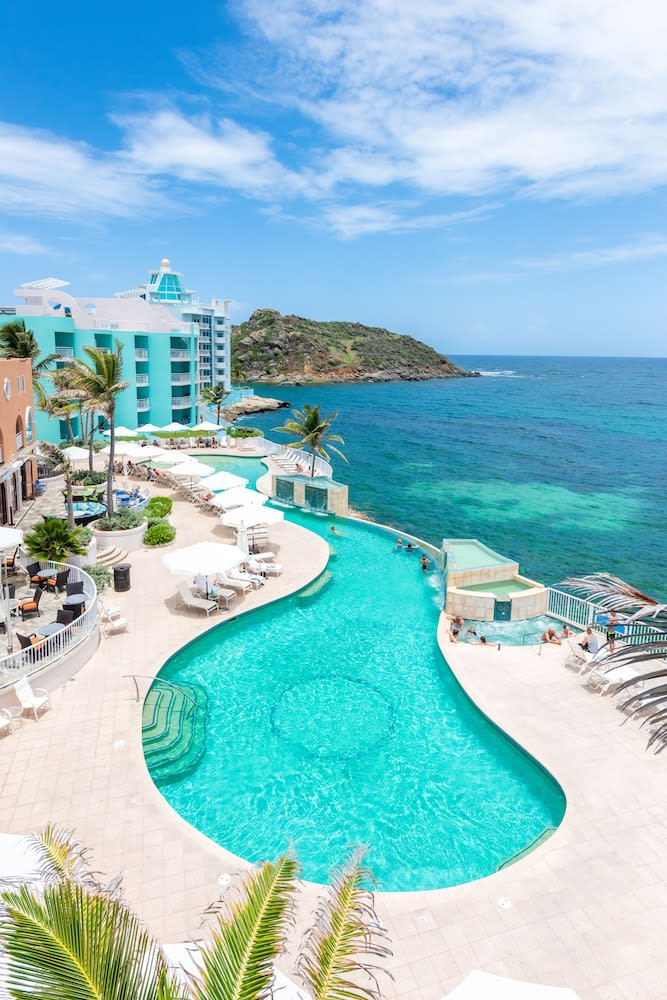 Infinity-pool