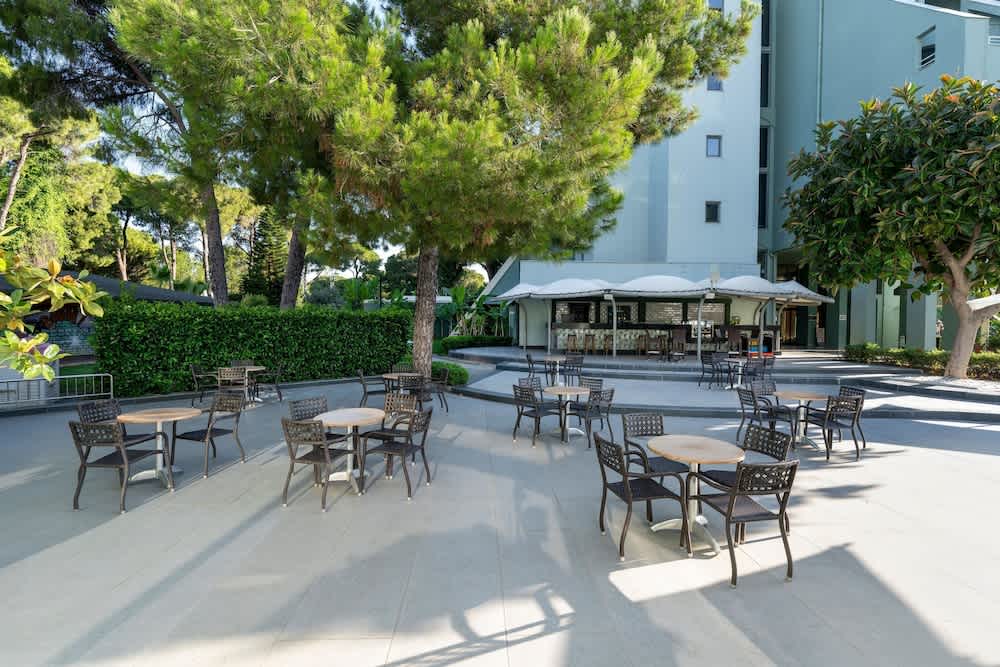 Poolbar