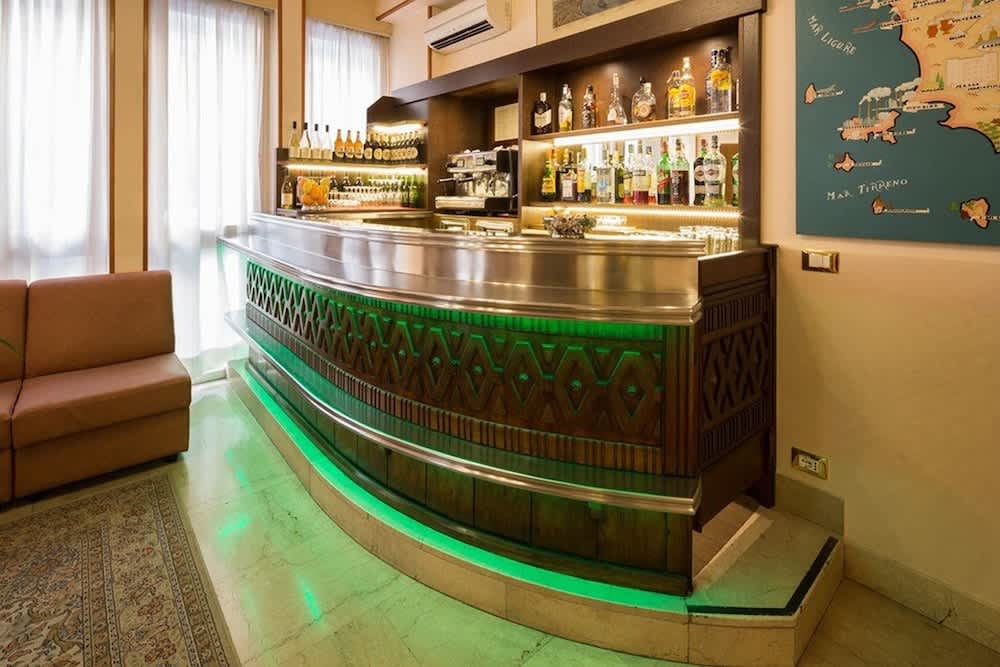 Bar (på overnatningsstedet)
