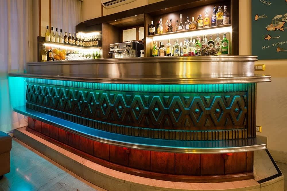 Bar (på overnatningsstedet)