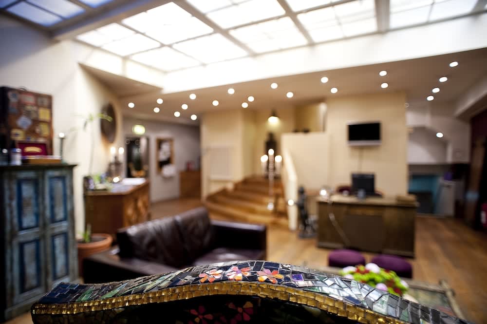 Siddeområde i lobbyen