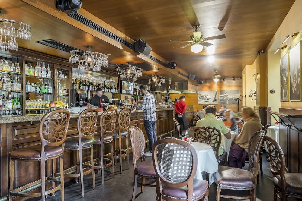 Bar (på overnatningsstedet)