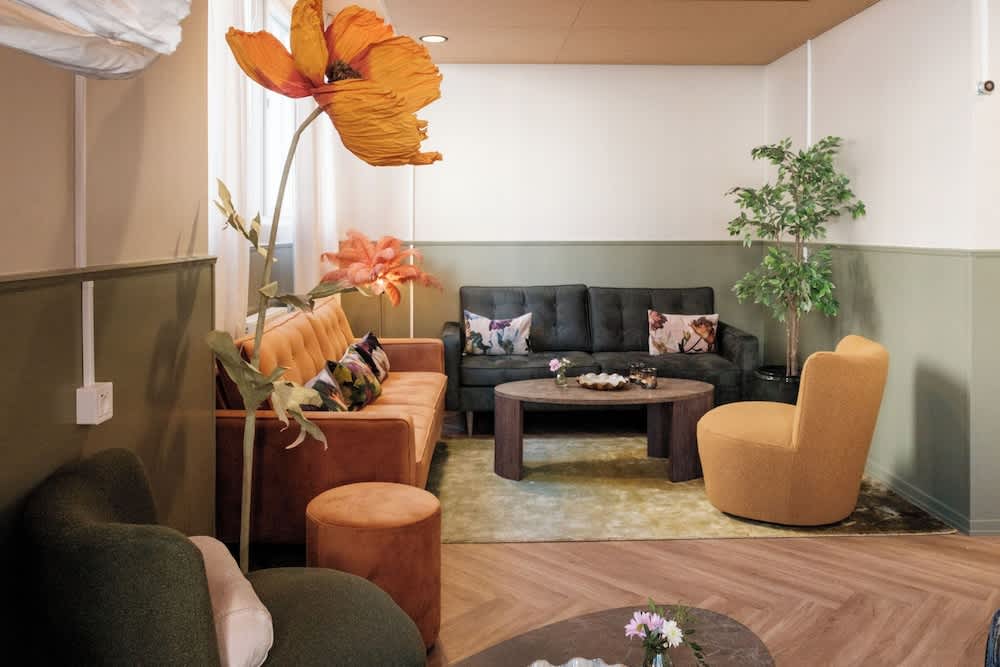 Siddeområde i lobbyen