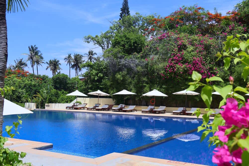 Infinity-pool