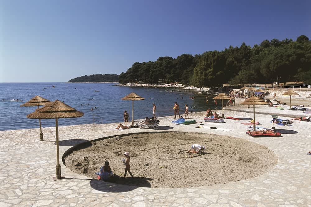 Strand